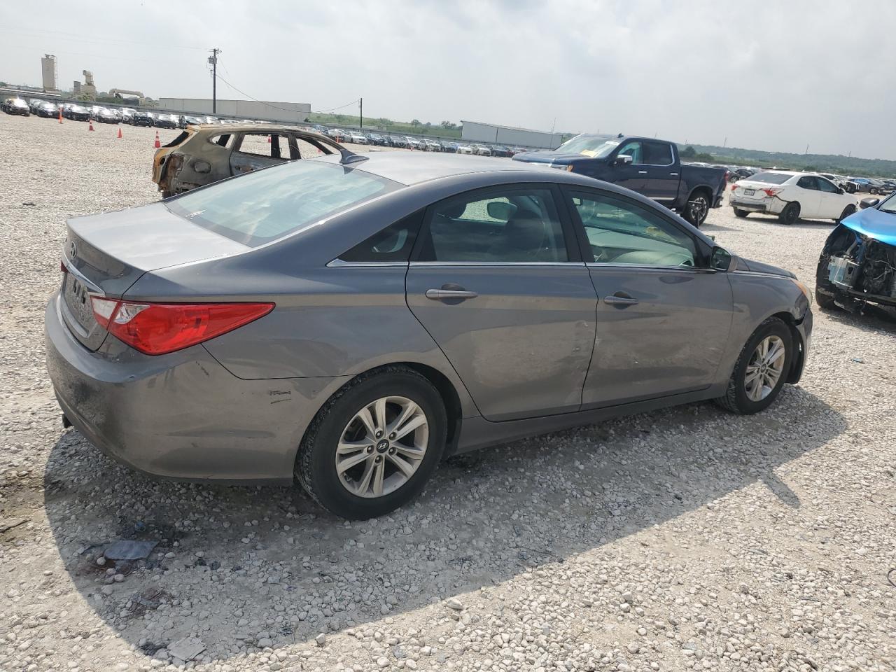 2013 HYUNDAI SONATA GLS - Фото 3