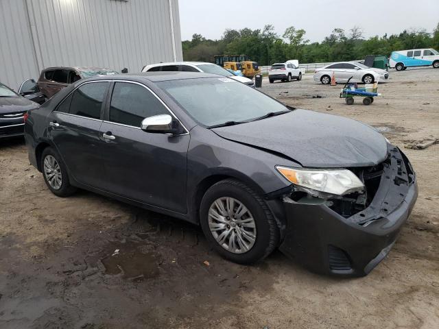 2013 Toyota Camry L - Фото 4
