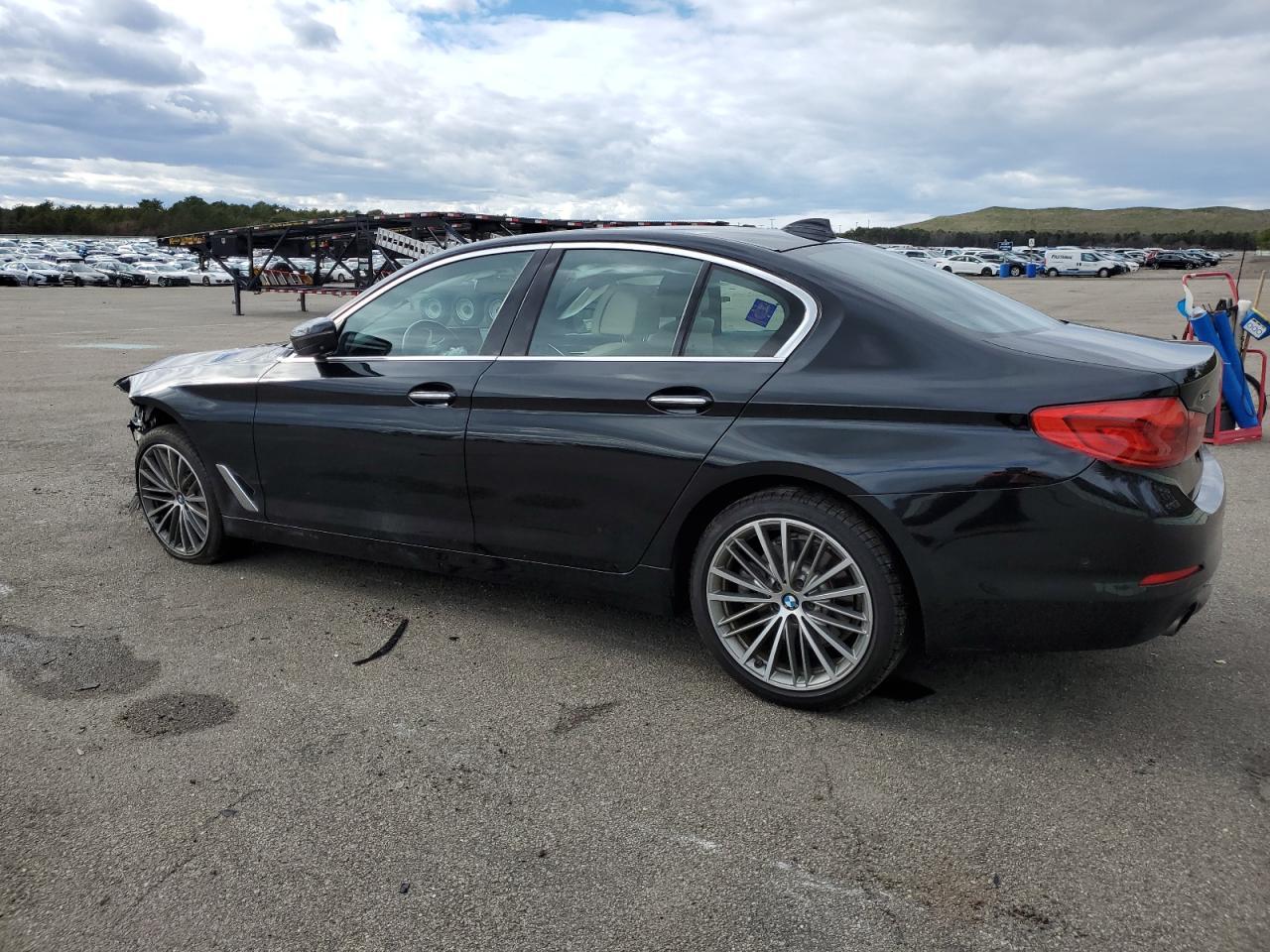 2018 BMW 530 XI - Image 2