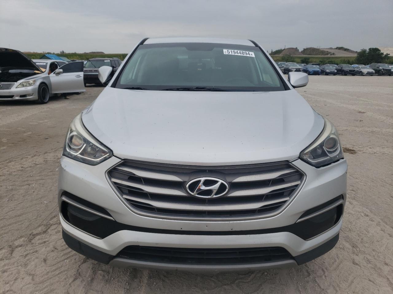 2017 HYUNDAI SANTA FE S - Image 5