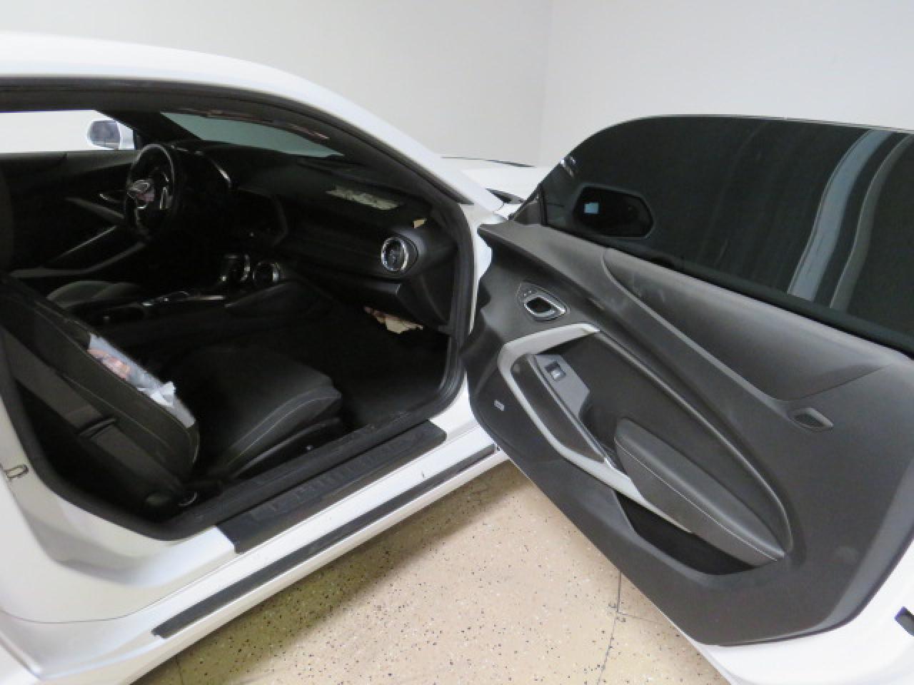 2021 CHEVROLET CAMARO LZ - Image 5