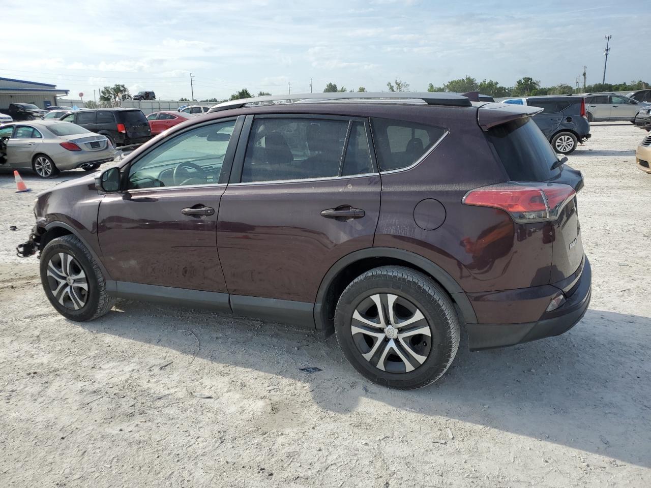 2017 TOYOTA RAV4 LE - Image 2