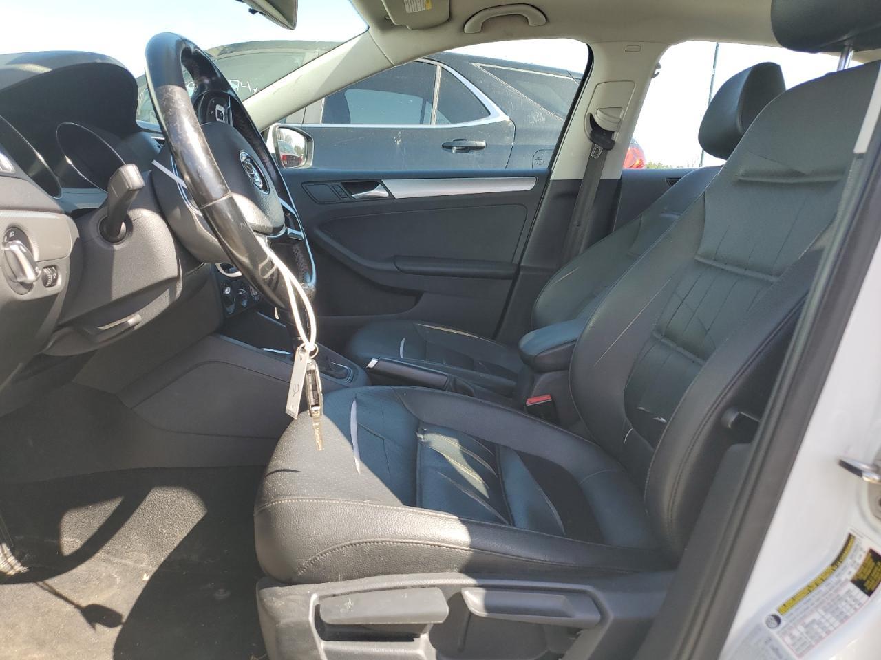 2017 VOLKSWAGEN JETTA SE - Image 7