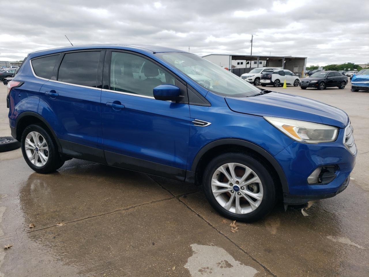 2017 FORD ESCAPE SE - Фото 4