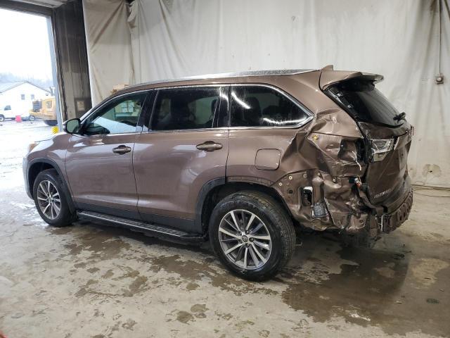 2019 Toyota Highlander Se - Фото 2