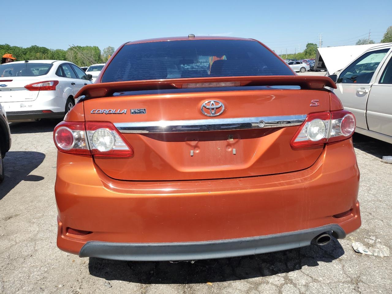 2013 TOYOTA COROLLA BA - Фото 6