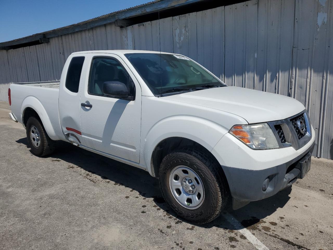2017 NISSAN FRONTIER S - Фото 4