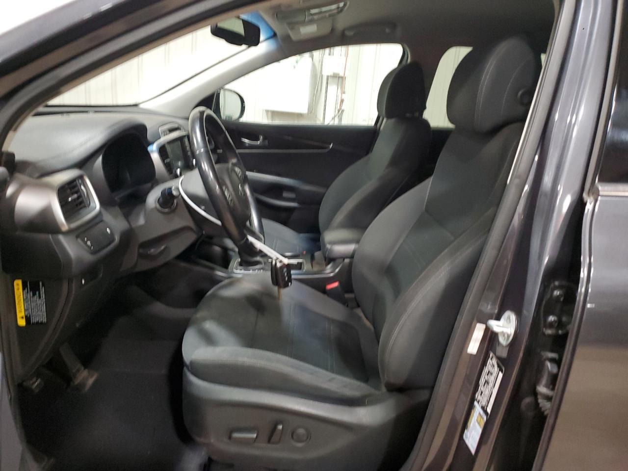 2017 KIA SORENTO LX - Фото 7