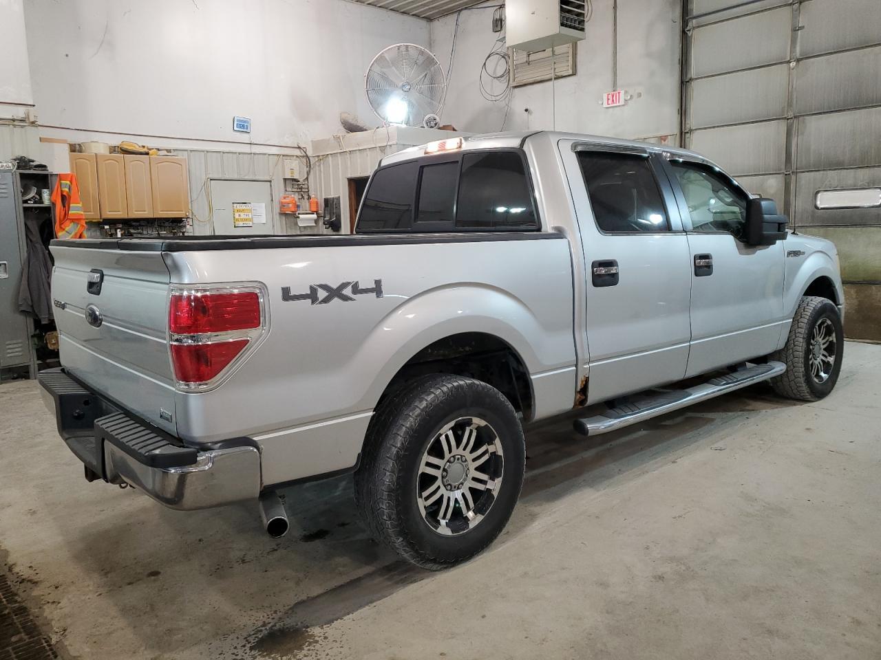 2010 FORD F150 SUPER - Фото 3