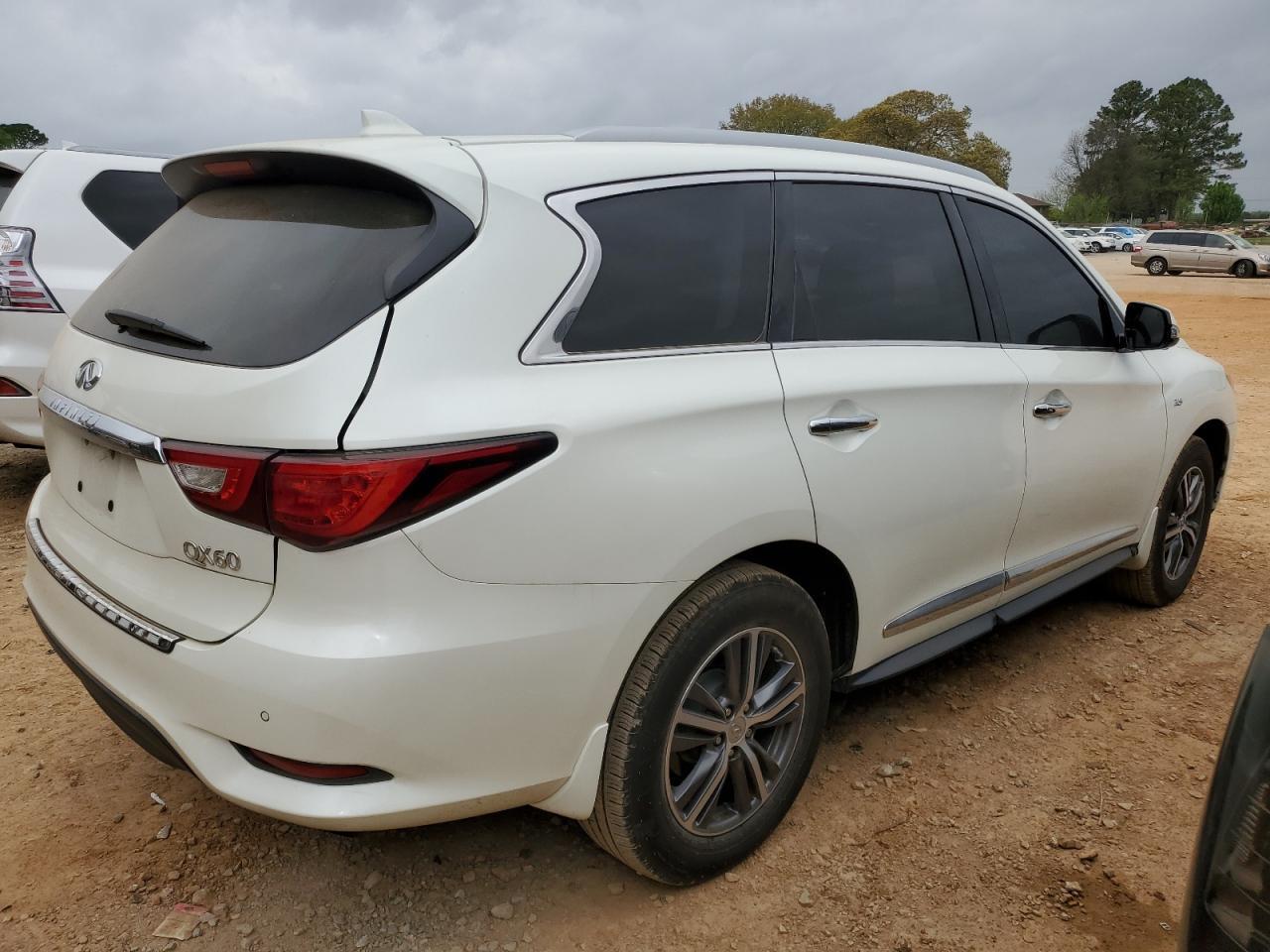 2017 INFINITI QX60 - Image 3