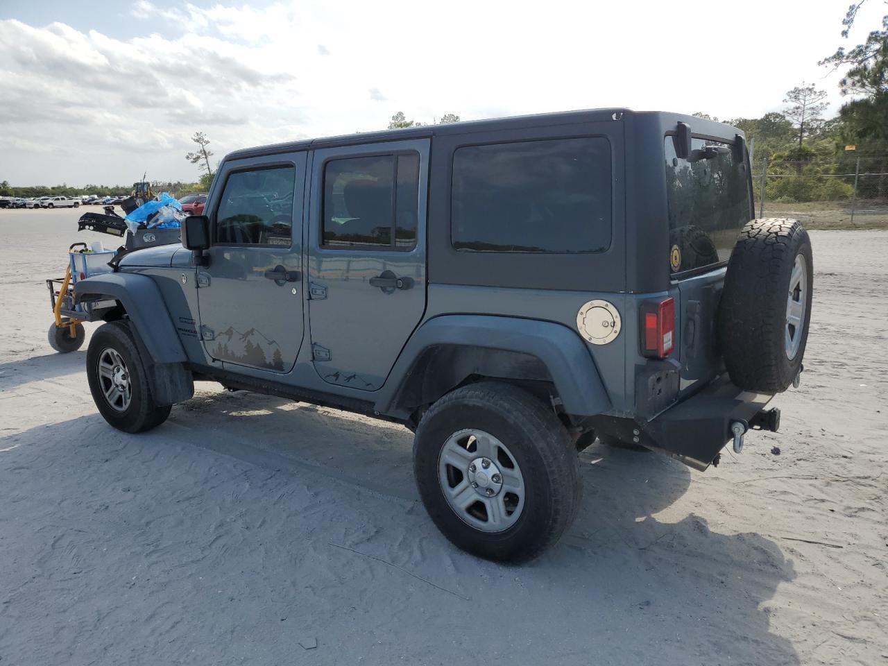 2014 JEEP WRANGLER U - Image 2