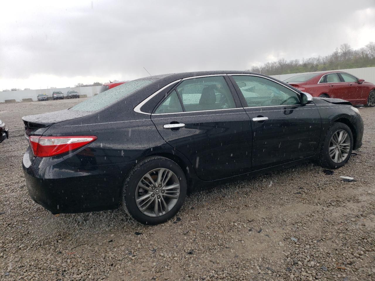 2016 TOYOTA CAMRY LE - Фото 3
