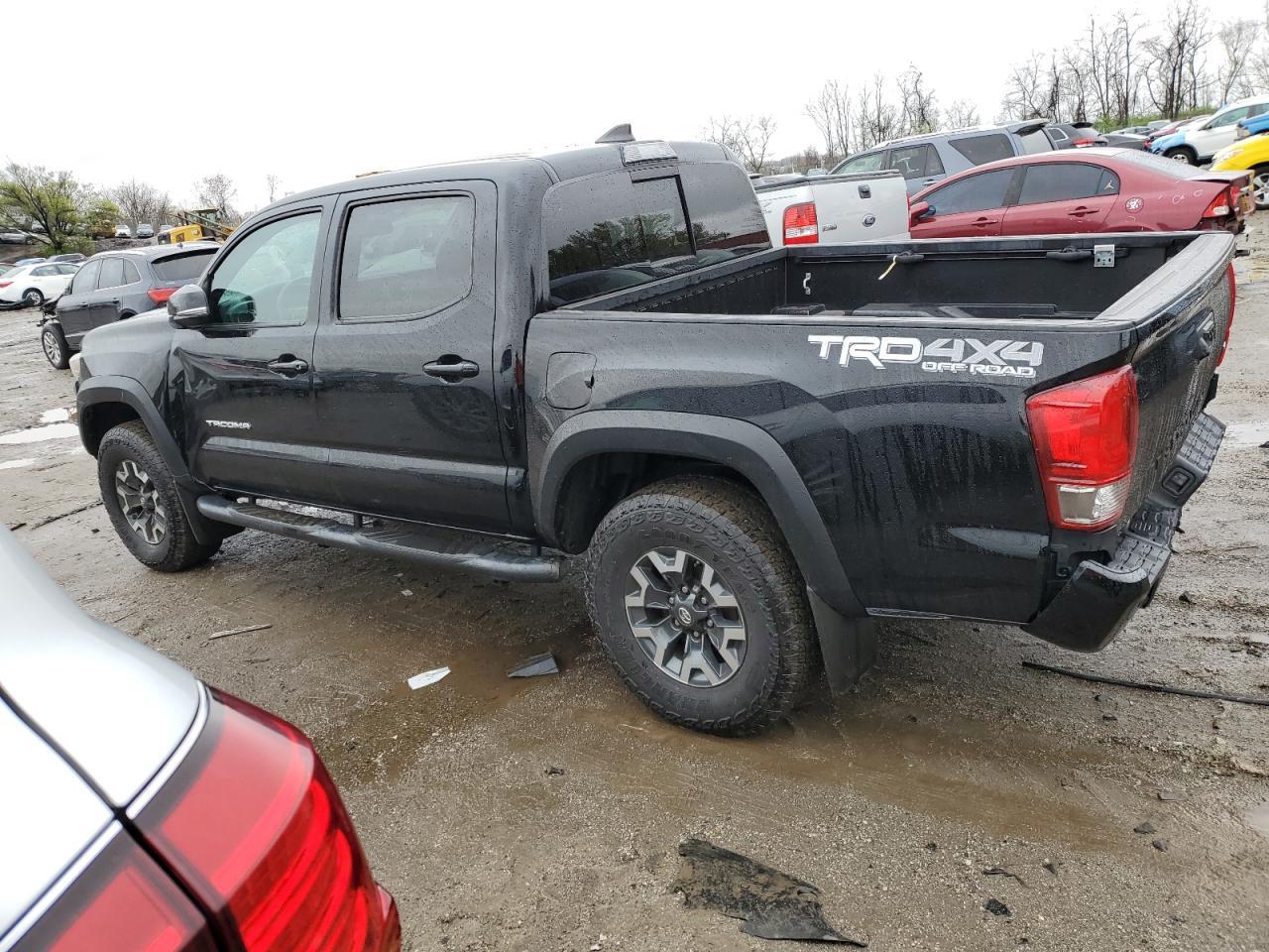 2017 TOYOTA TACOMA DOU - Фото 2