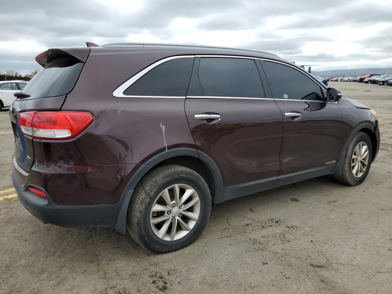 2016 KIA SORENTO LX - Image 3