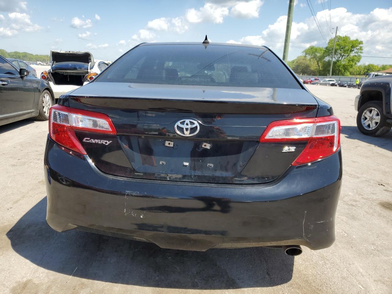 2014 TOYOTA CAMRY L - Image 6