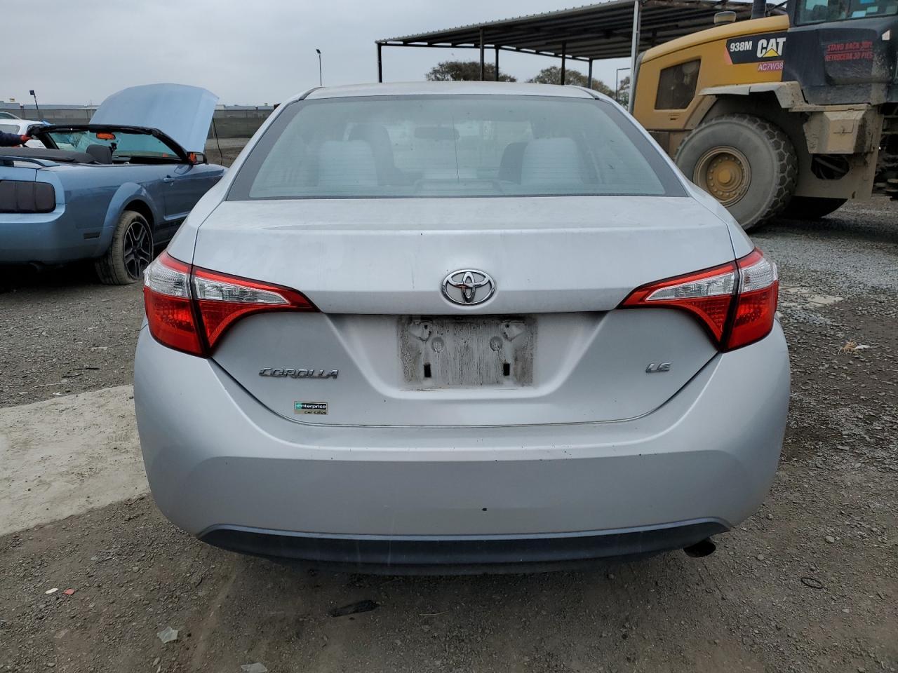 2015 TOYOTA COROLLA L - Фото 6