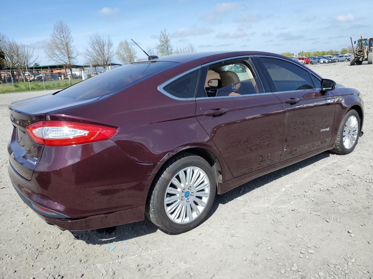 2013 FORD FUSION SE - Фото 3