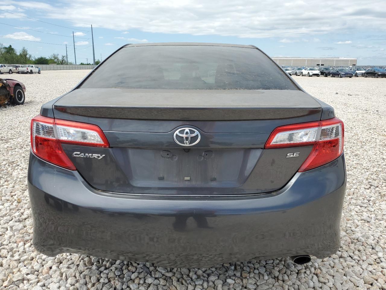 2014 TOYOTA CAMRY L - Image 6