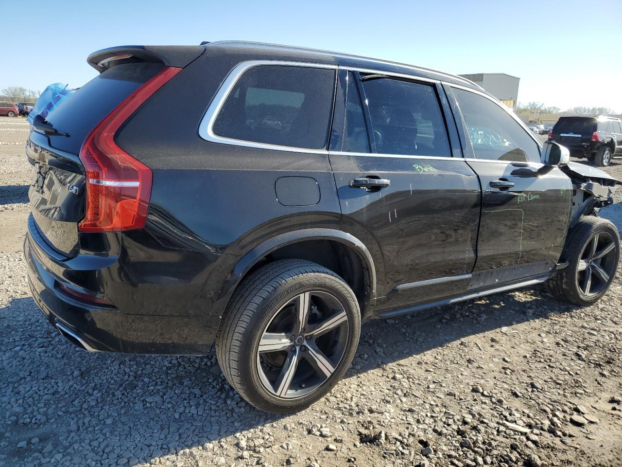 2016 VOLVO XC90 T6 - Фото 3