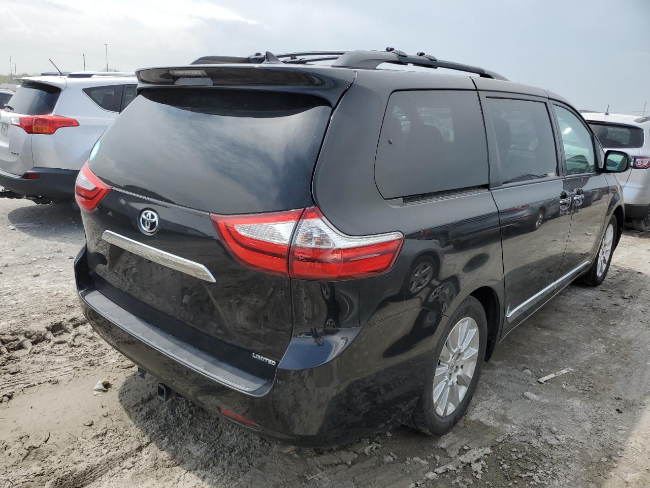 2015 TOYOTA SIENNA XLE - Фото 3
