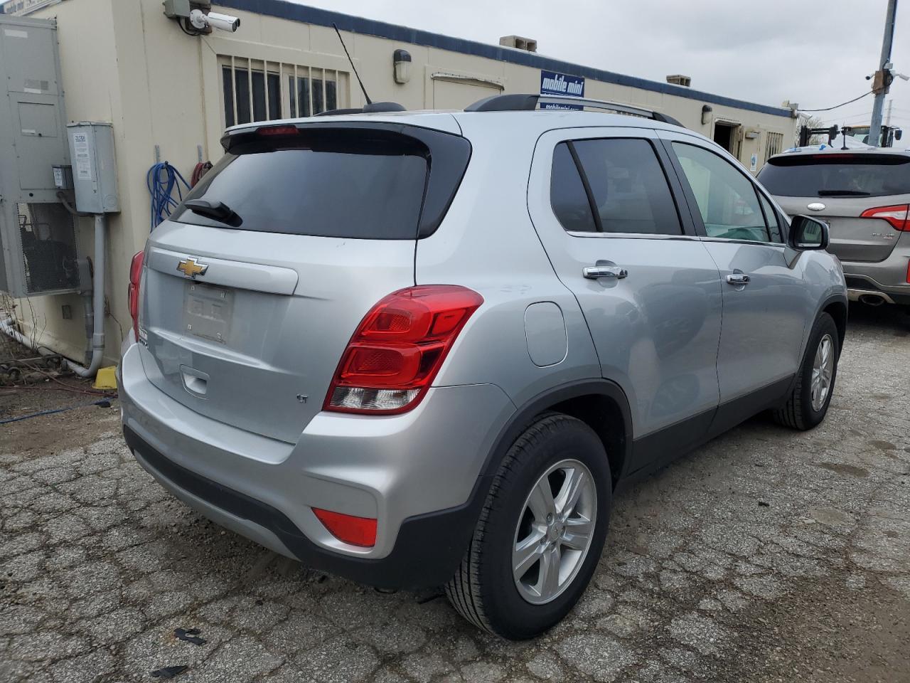 2019 CHEVROLET TRAX 1LT - Фото 3