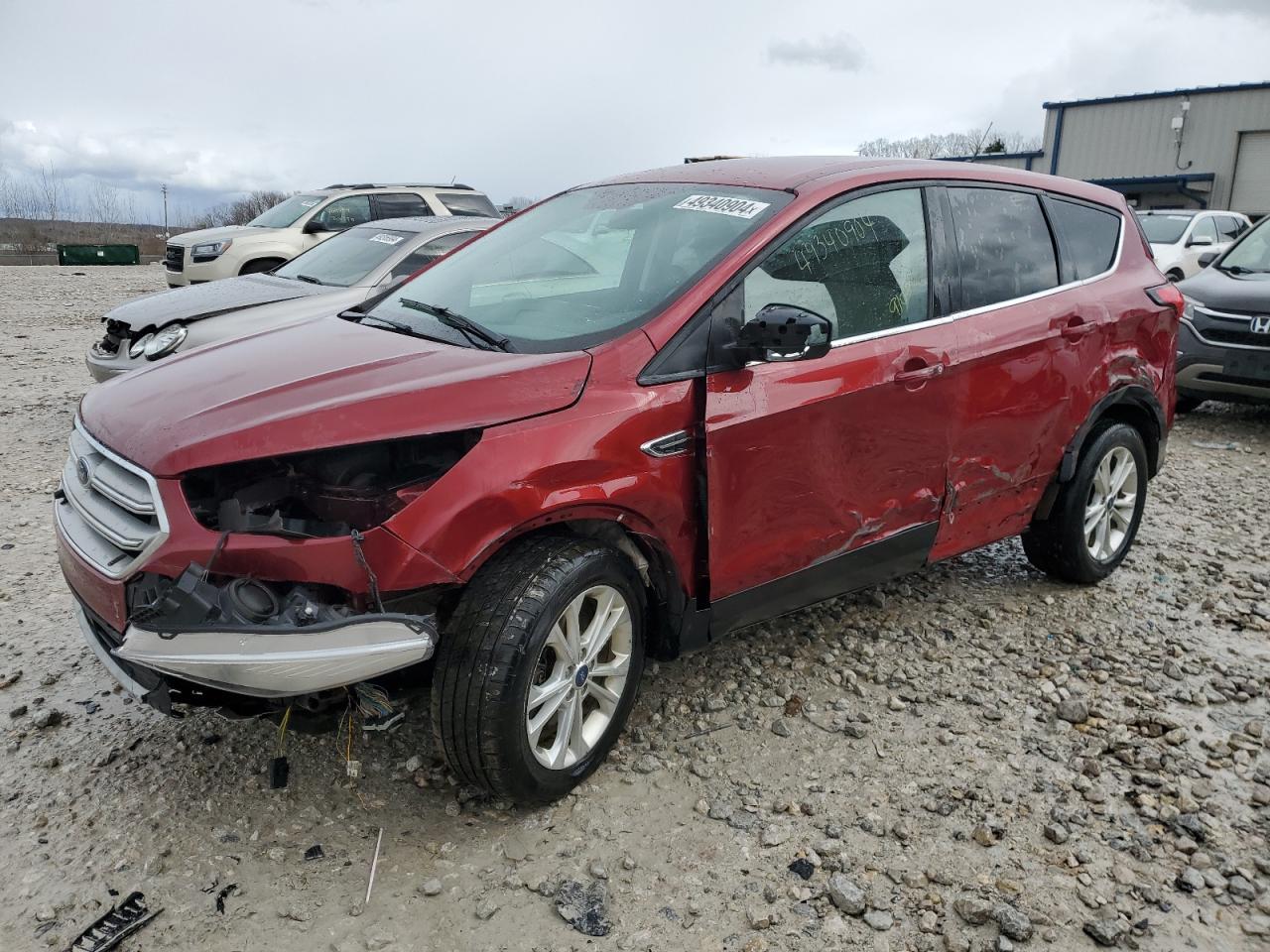 2019 FORD ESCAPE SE car image