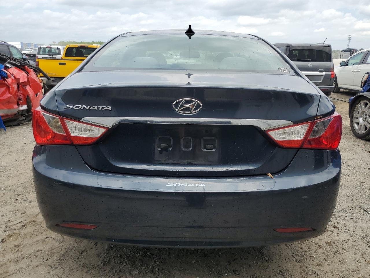 2013 HYUNDAI SONATA GLS - Фото 6
