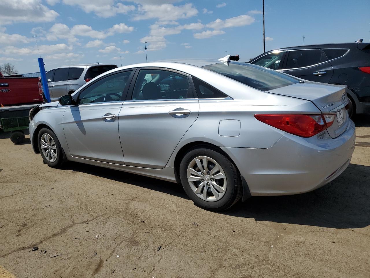 2011 HYUNDAI SONATA GLS - Фото 2