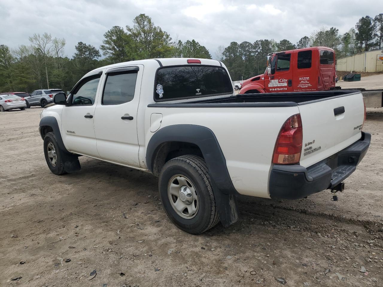 2013 TOYOTA TACOMA DOU - Фото 2