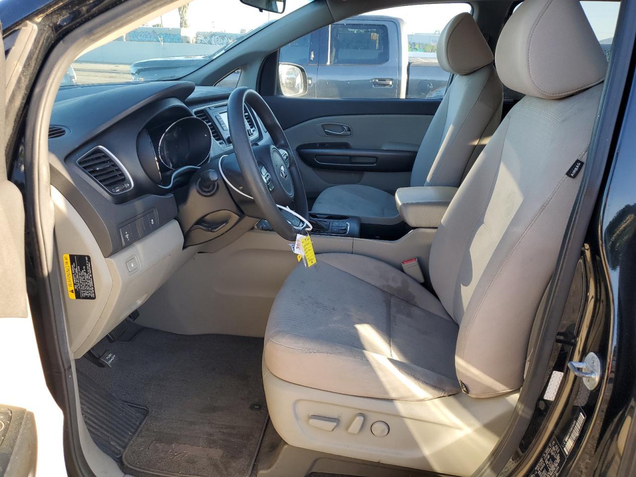2016 KIA SEDONA LX - Фото 7
