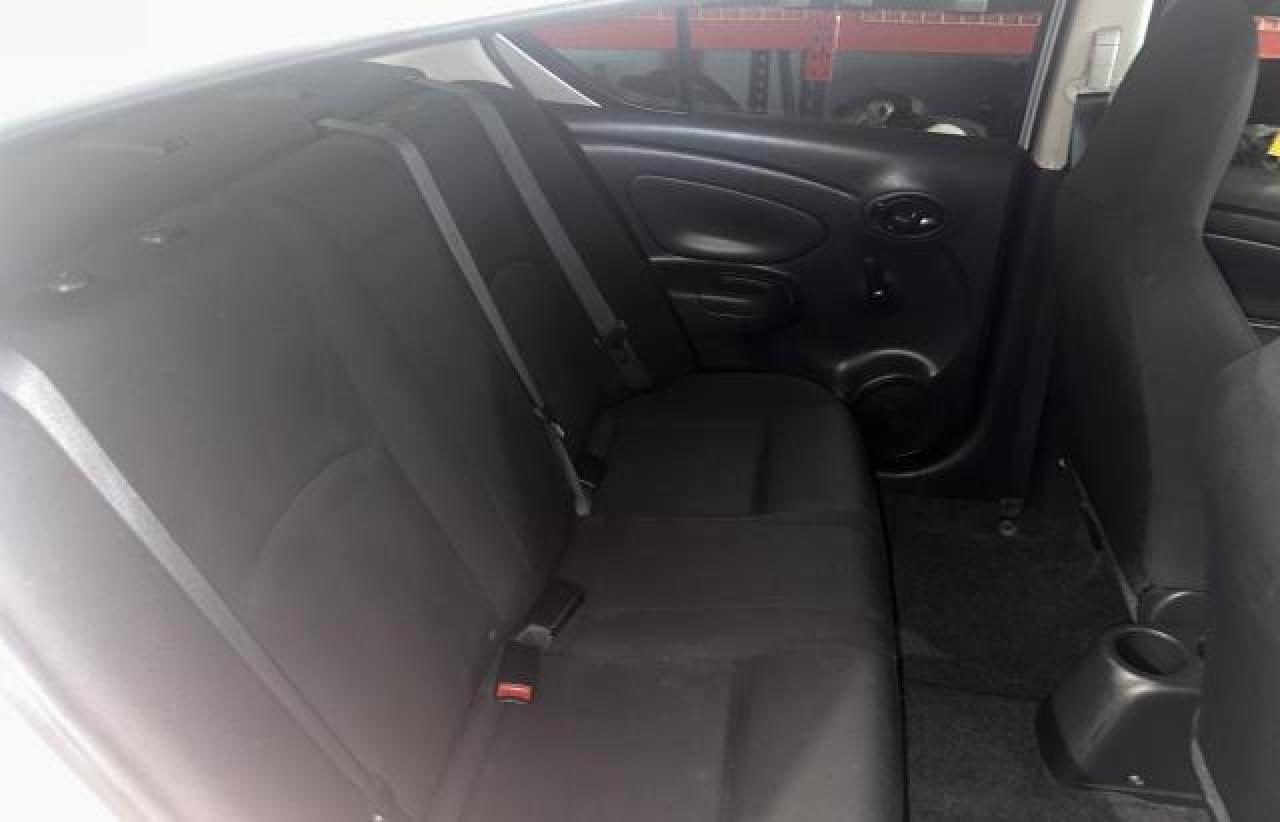 2016 NISSAN VERSA S - Image 6