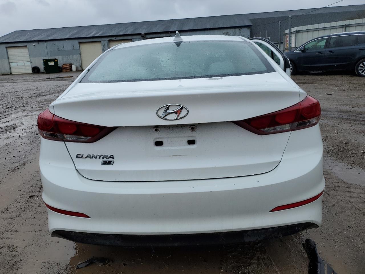 2017 HYUNDAI ELANTRA SE - Фото 6