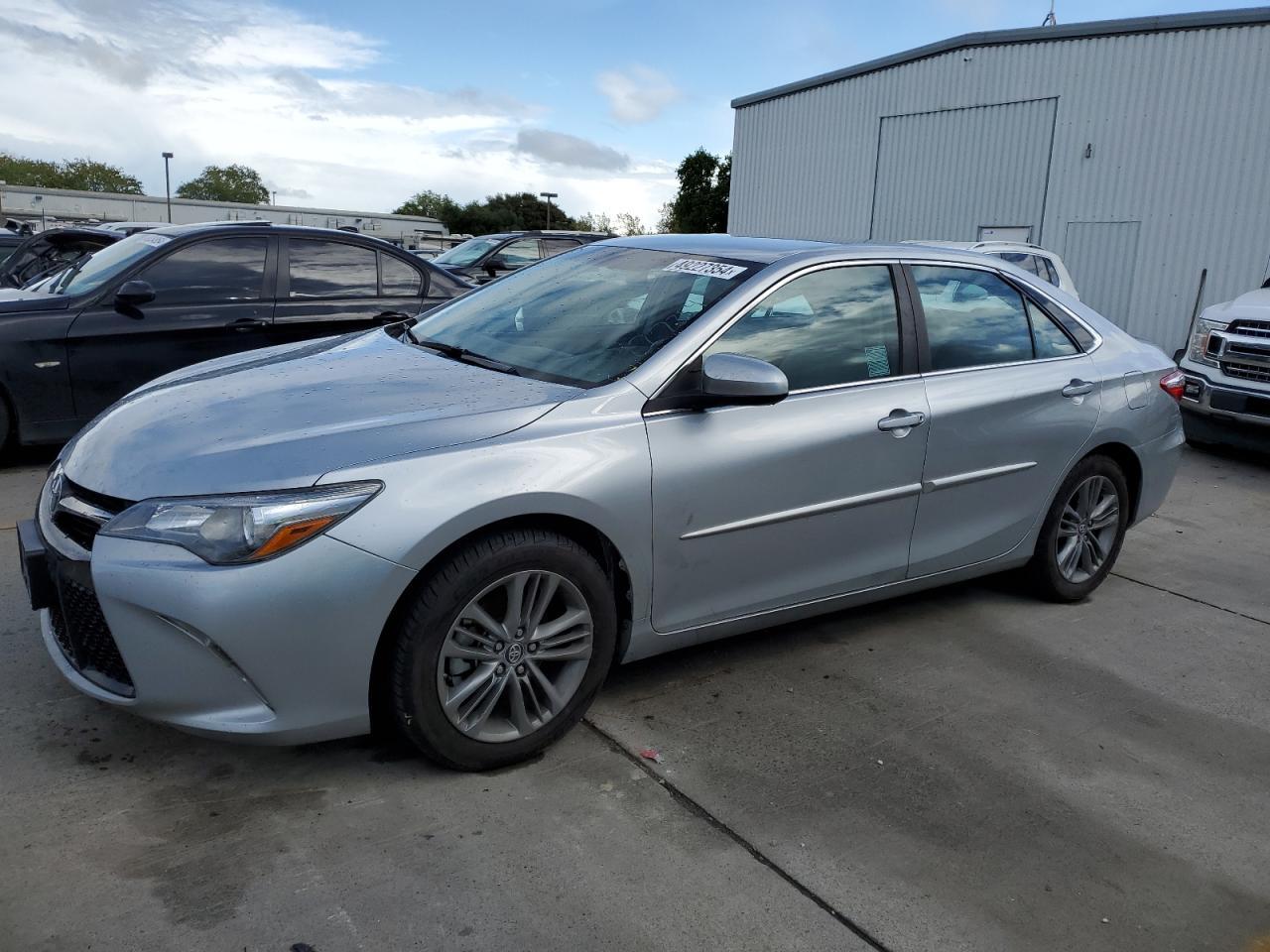 2016 TOYOTA CAMRY LE