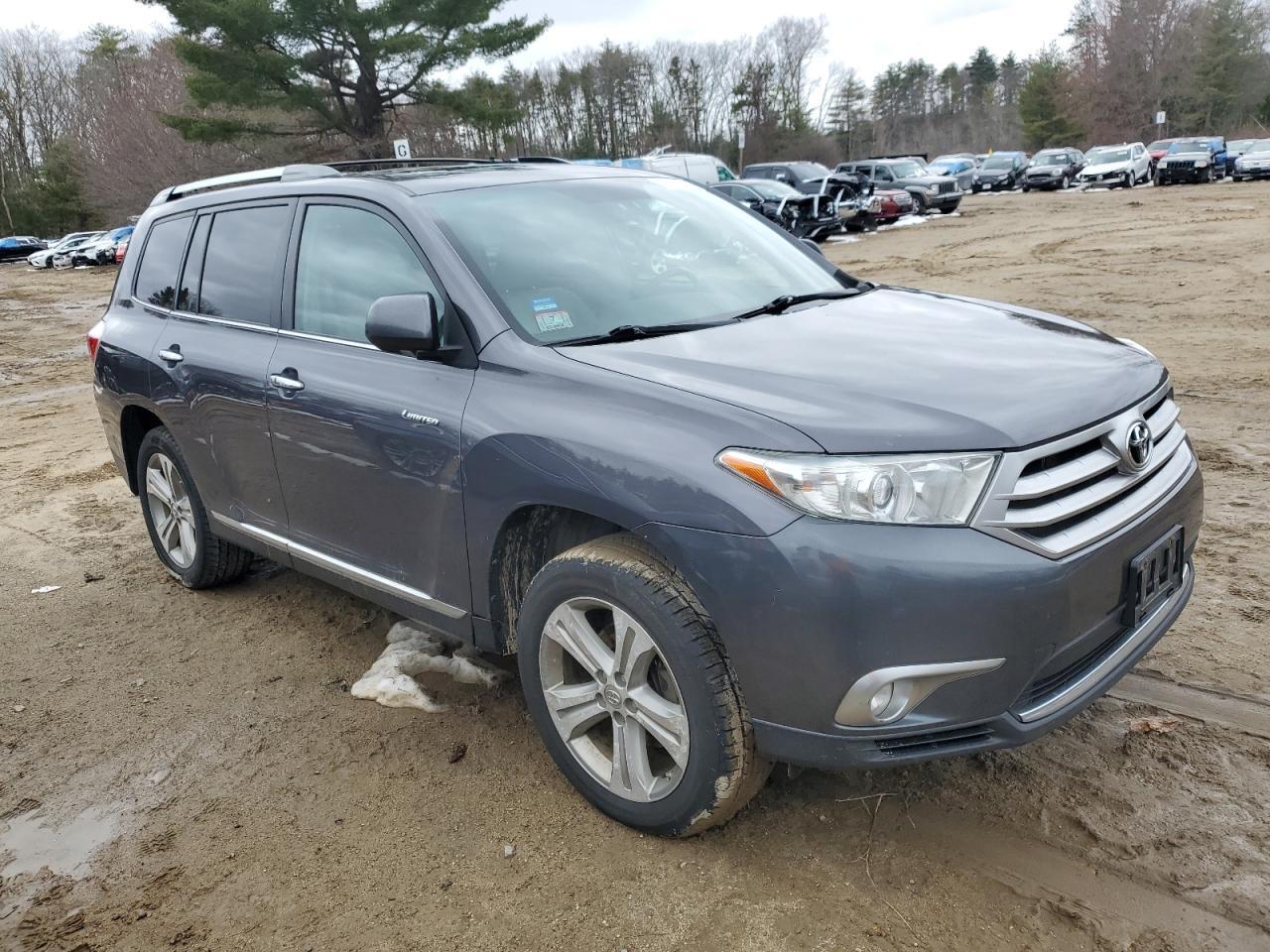 2012 TOYOTA HIGHLANDER - Фото 4