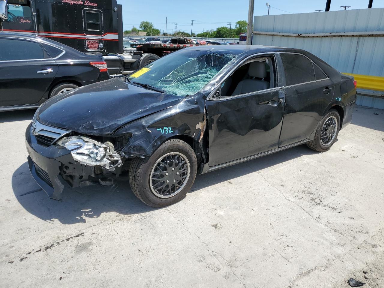 2014 TOYOTA CAMRY L