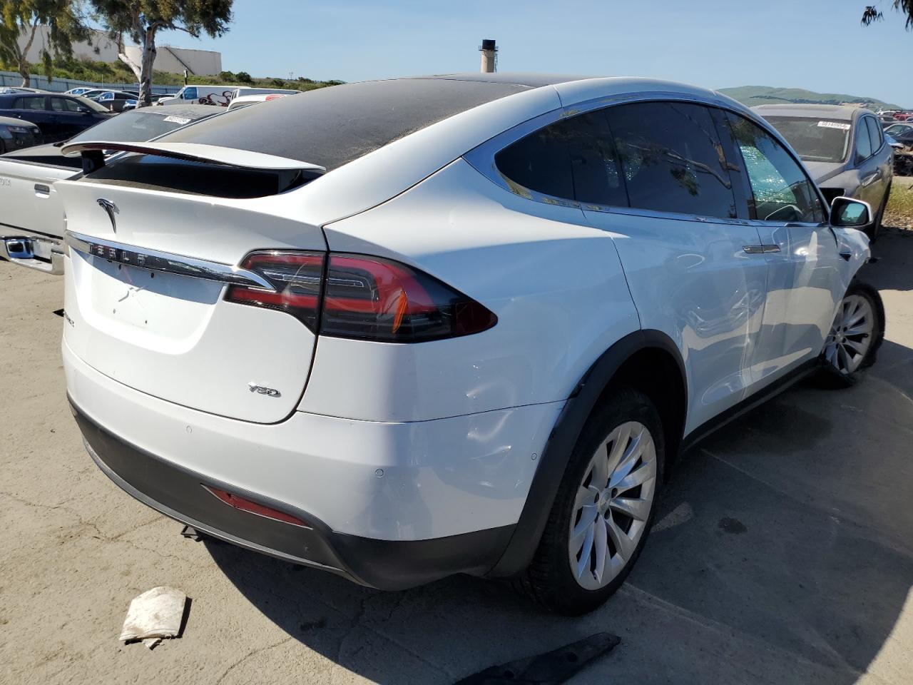 2018 TESLA MODEL X - Фото 3