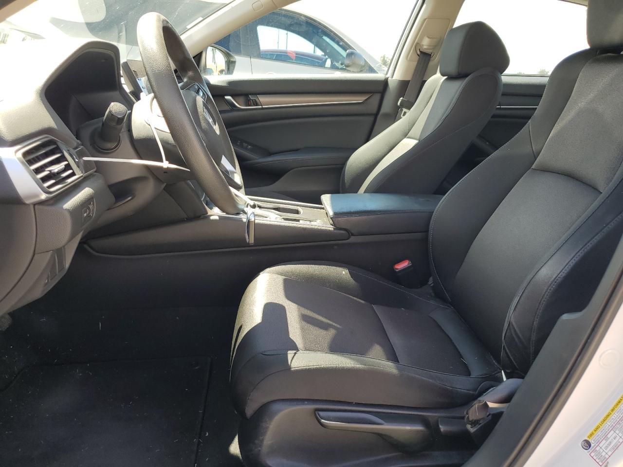 2018 HONDA ACCORD LX - Image 7