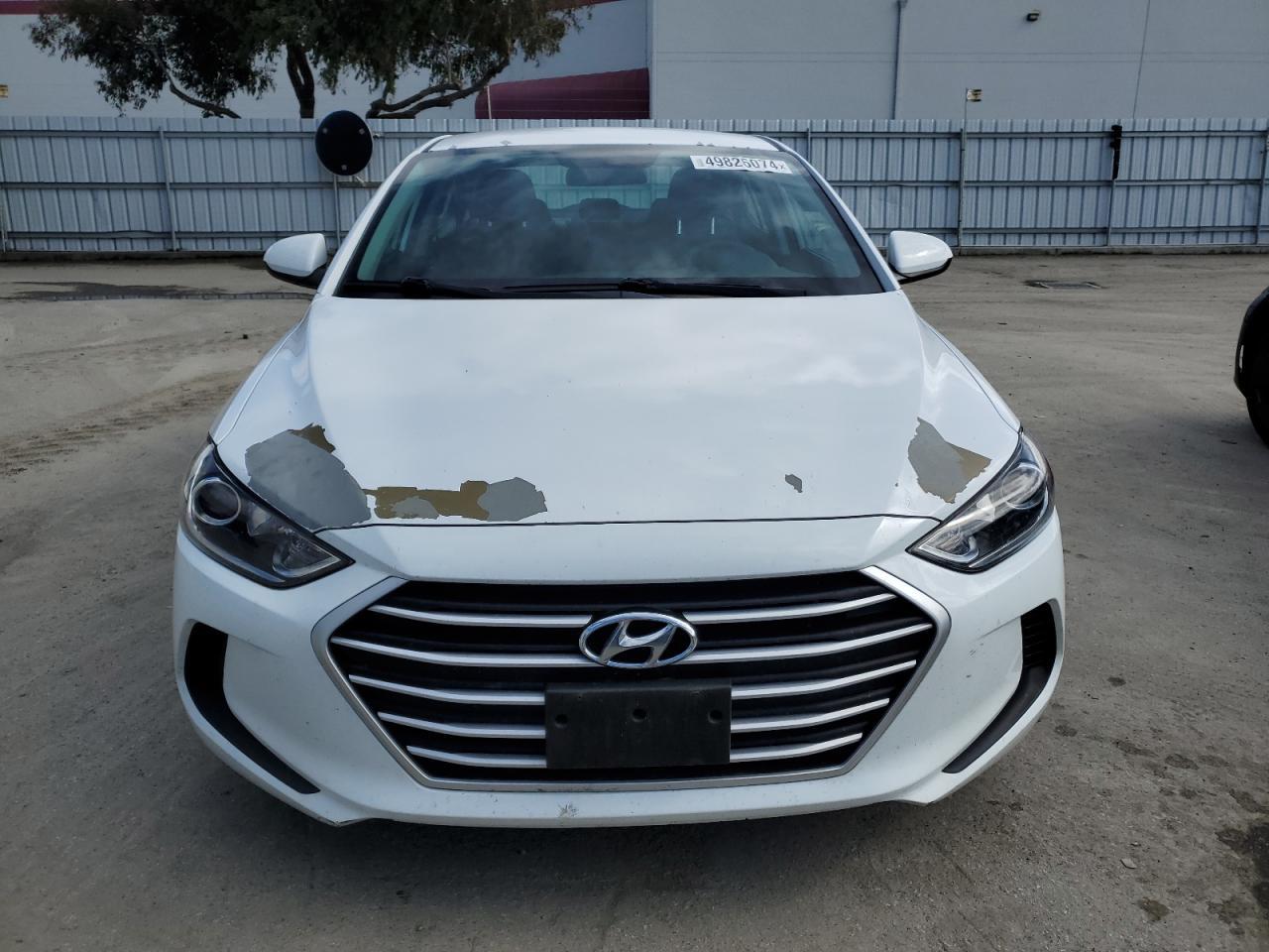 2018 HYUNDAI ELANTRA SE - Фото 5