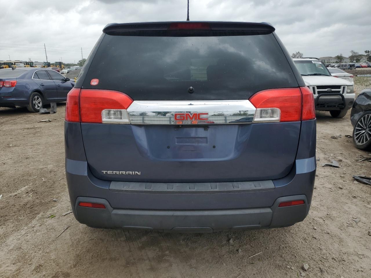 2013 GMC TERRAIN SL - Image 6