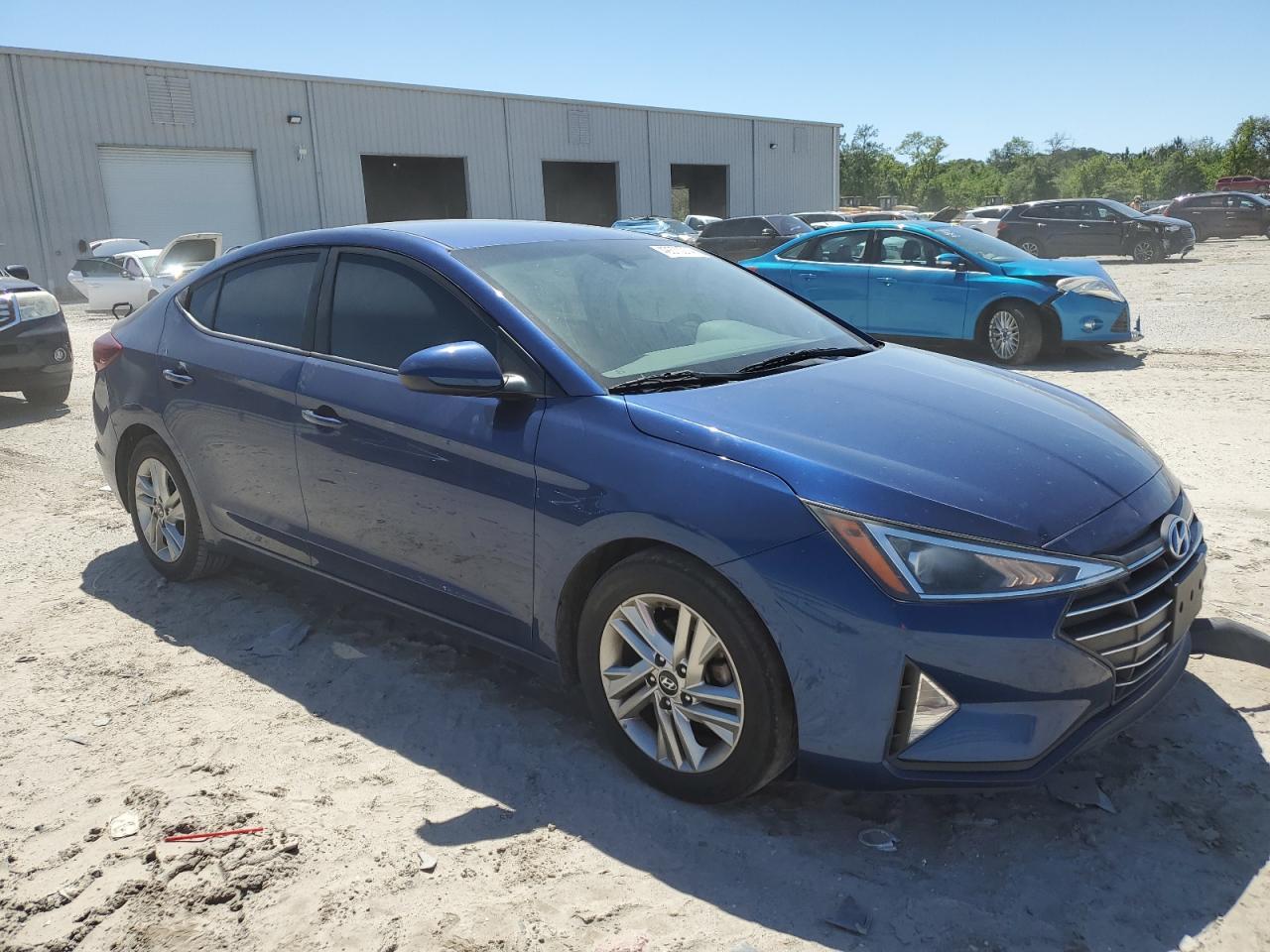 2019 HYUNDAI ELANTRA SE - Image 4