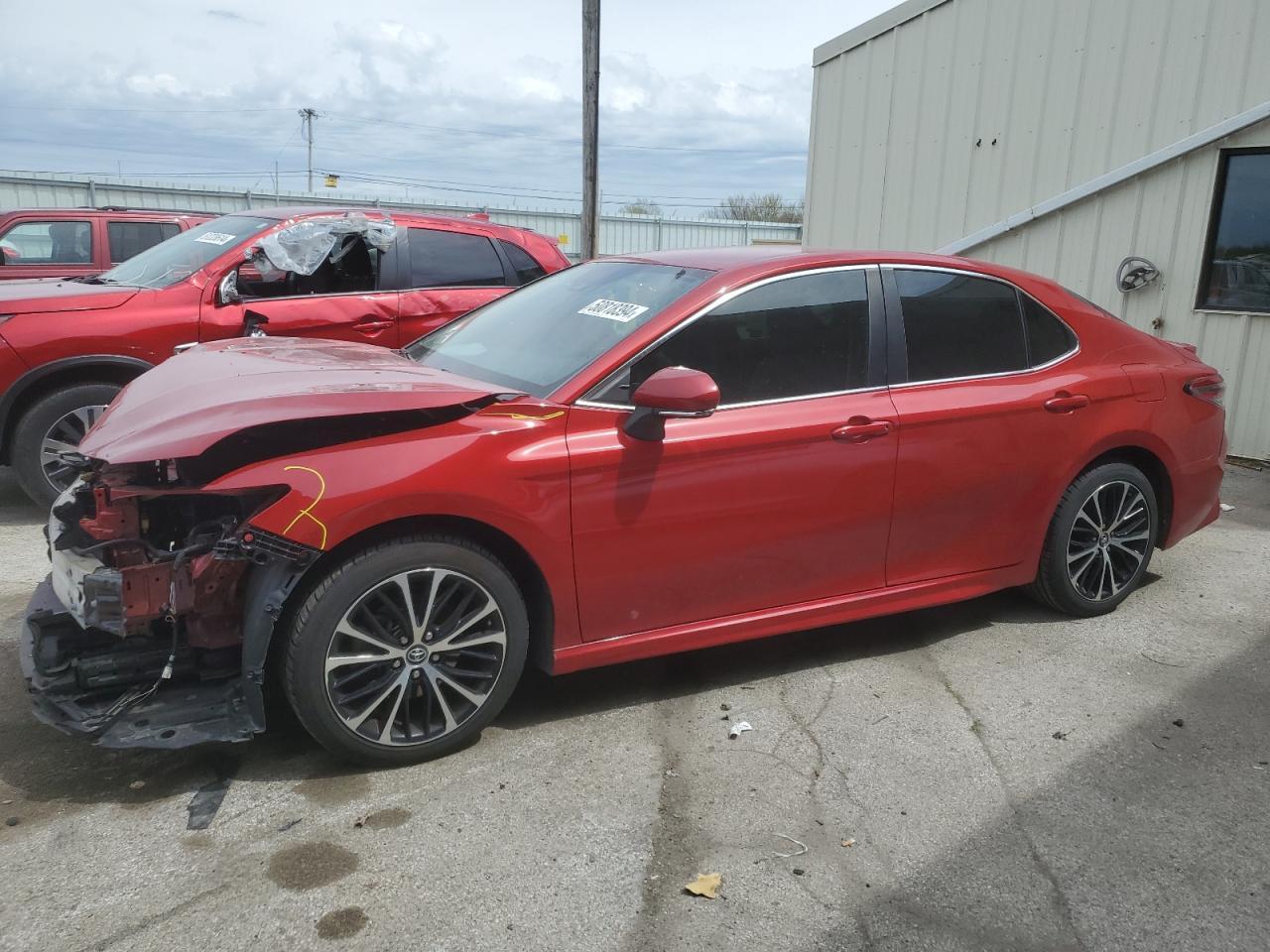 2019 TOYOTA CAMRY L car image