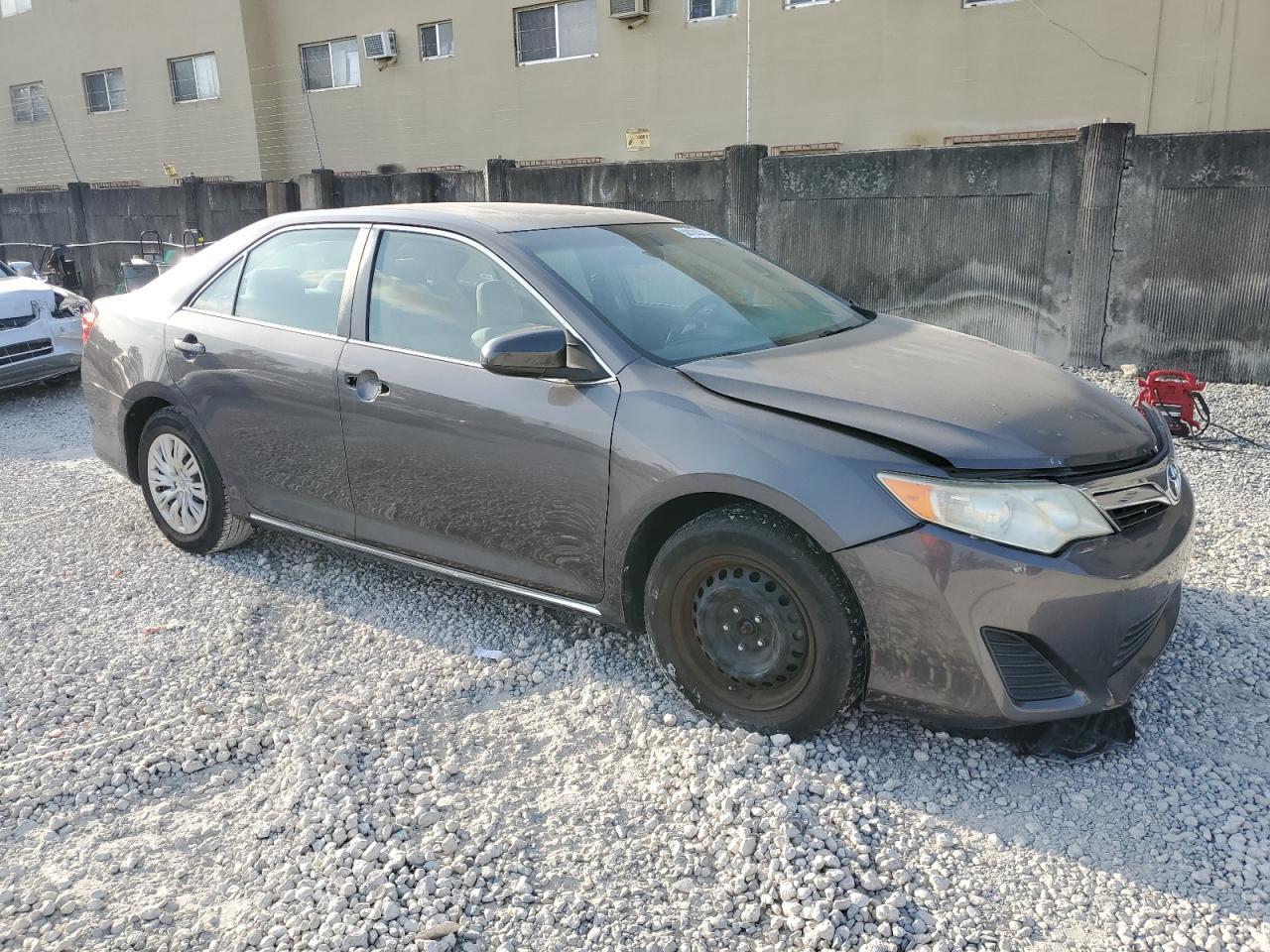 2012 TOYOTA CAMRY BASE - Фото 4