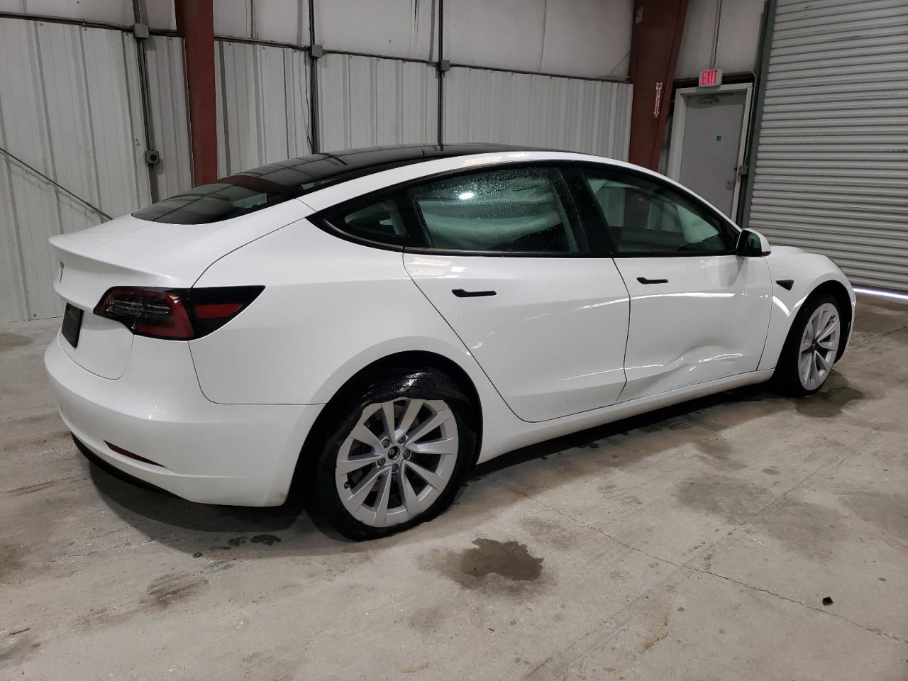 2023 TESLA MODEL 3 - Фото 3