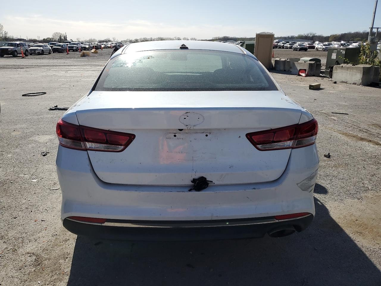 2016 KIA OPTIMA LX - Фото 6
