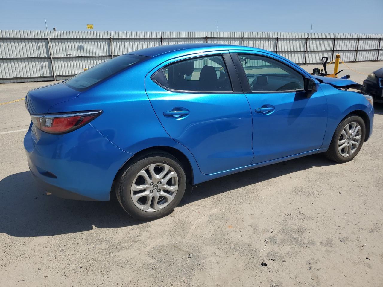 2017 TOYOTA YARIS IA - Image 3