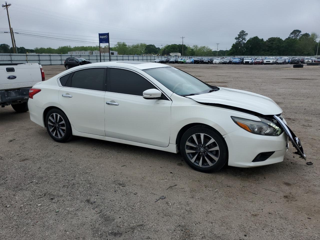 2017 NISSAN ALTIMA 2.5 - Фото 4