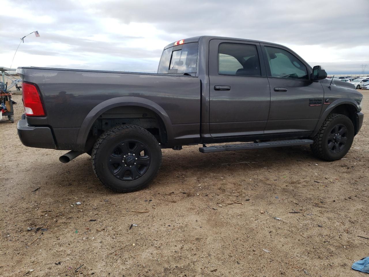 2017 RAM 2500 SLT - Image 3