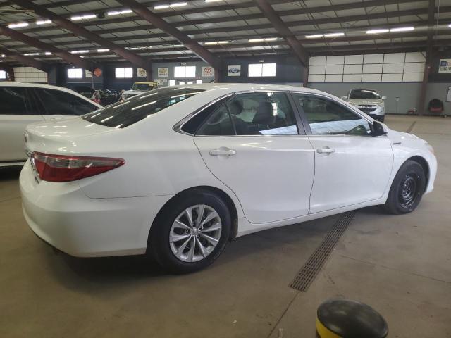 2017 Toyota Camry Hybrid - Image 3