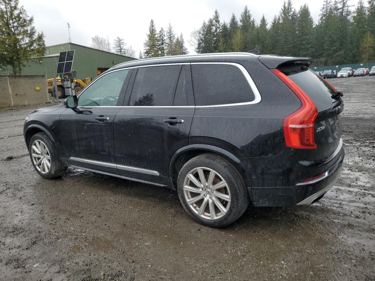 2016 VOLVO XC90 T6 - Image 2