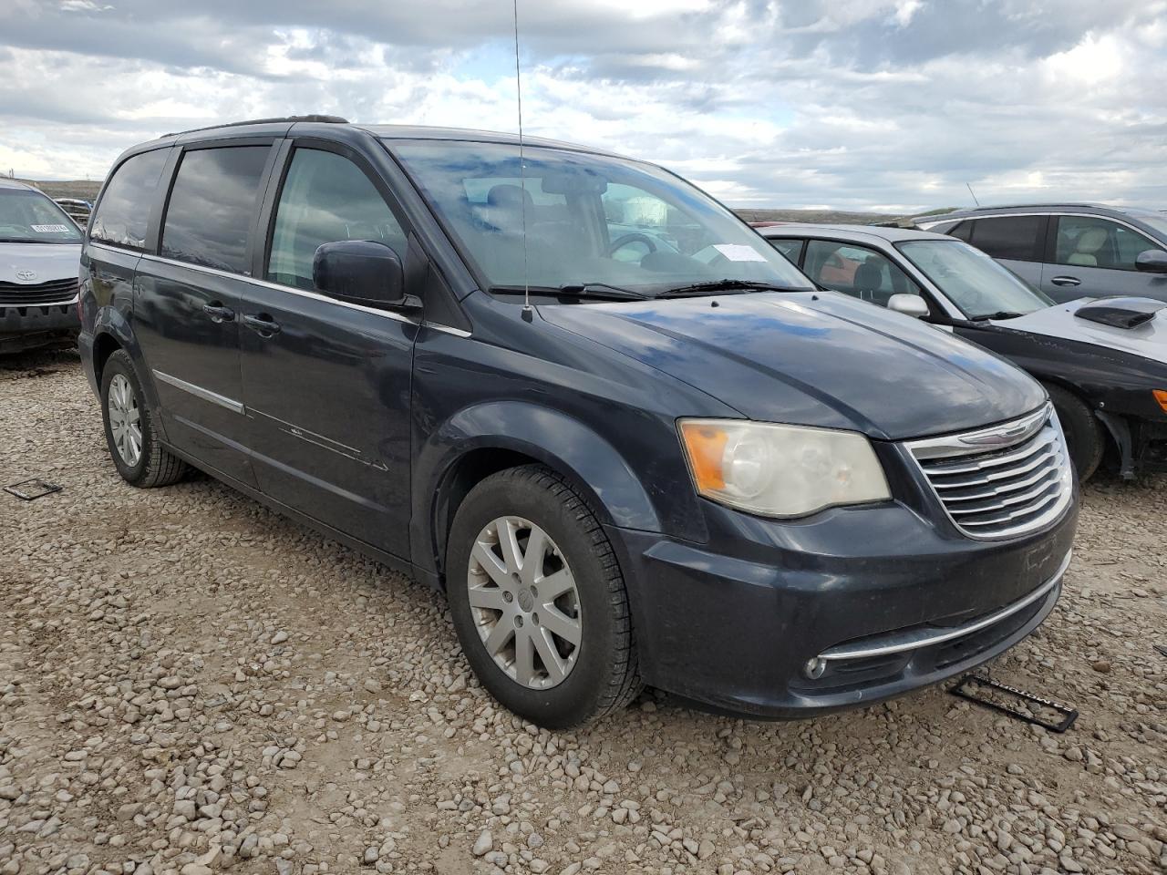 2014 CHRYSLER TOWN & COU - Image 4